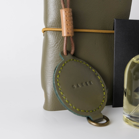 Oaken Lab Travel Gift Sets— Leather Journal + EDP + Scented Leather Pendant + Scent Tab Refill